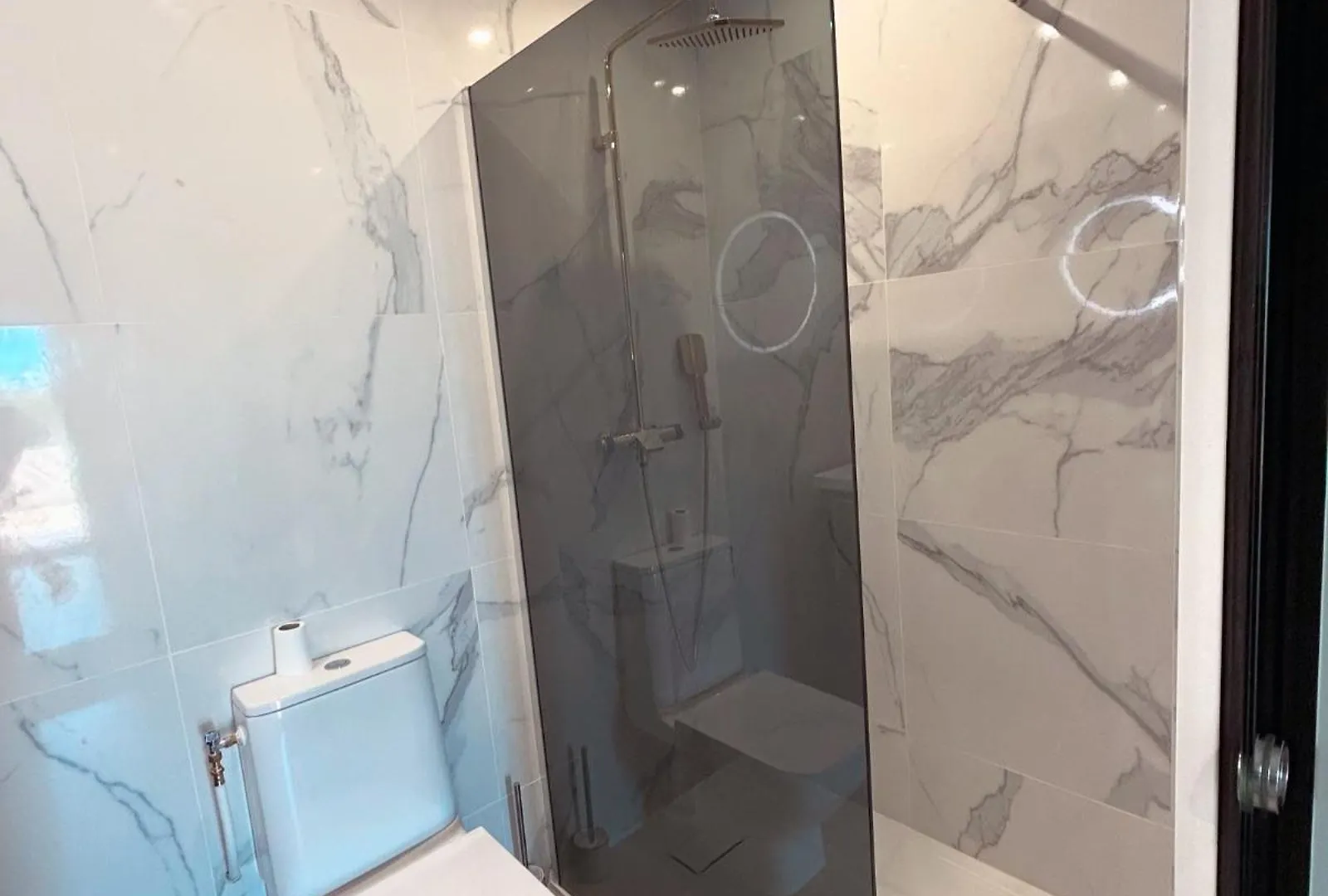 Eze - Appartement Dans Bas De Villa Avec Piscine Pres De Monaco France