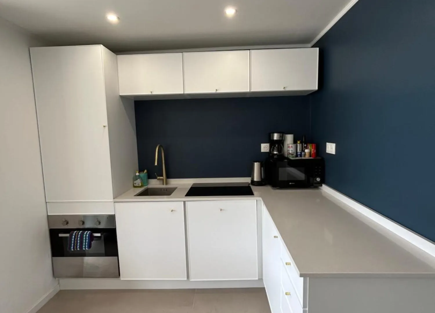 Eze - Appartement Dans Bas De Villa Avec Piscine Pres De Monaco